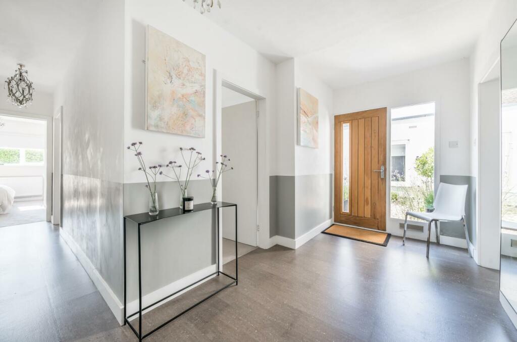 Longrood Road, Rugby