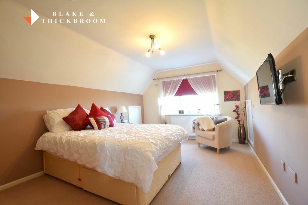 FIRST FLOOR: BEDROOM ONE