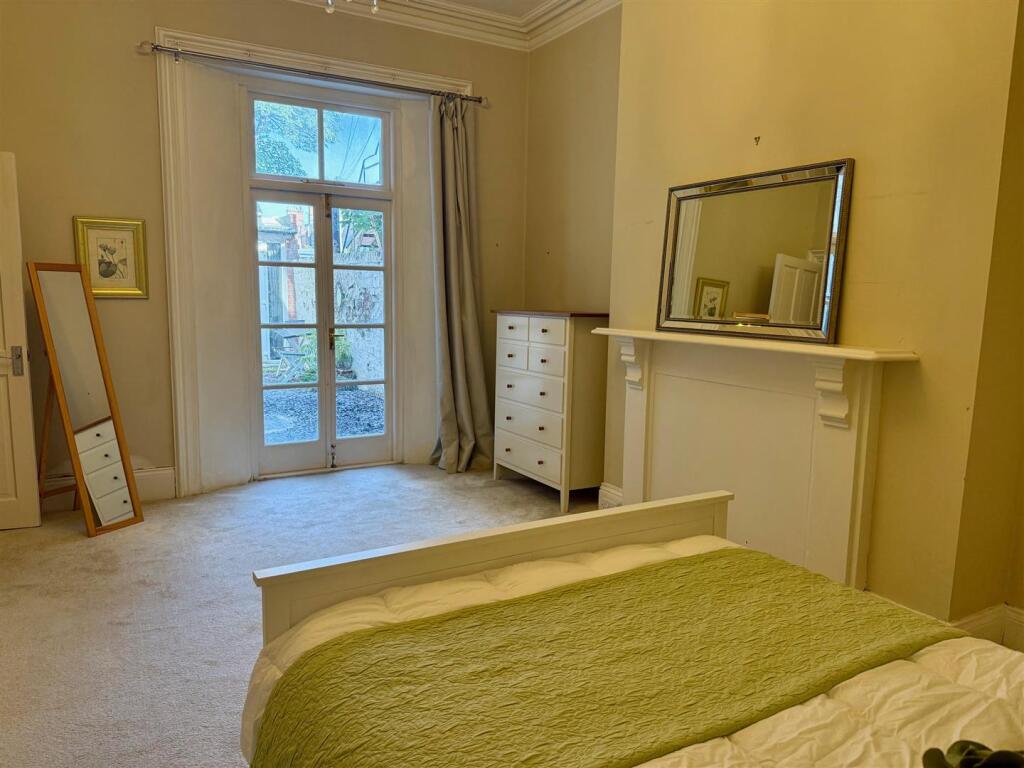 Bedroom One.jpg