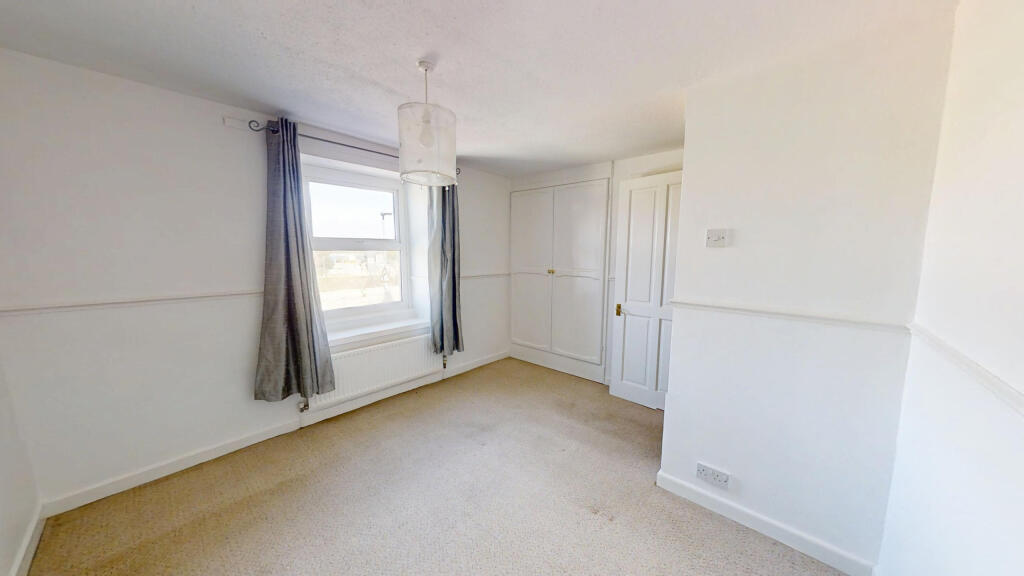 Grove-Road-Portland-Dorset-UK-10282025_131606