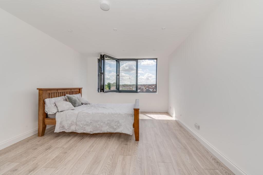 BEDROOMS AND BATHROOMS