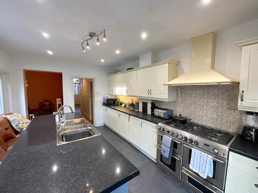 Breakfast Kitchen