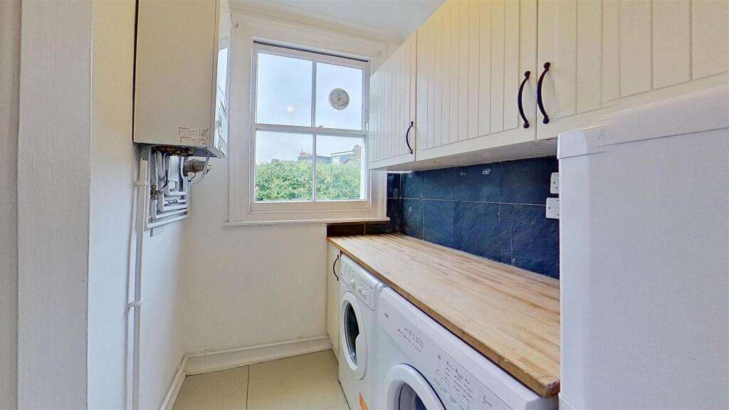 Durnsford-Road-Southfields-SW18-06112025_112755.jp