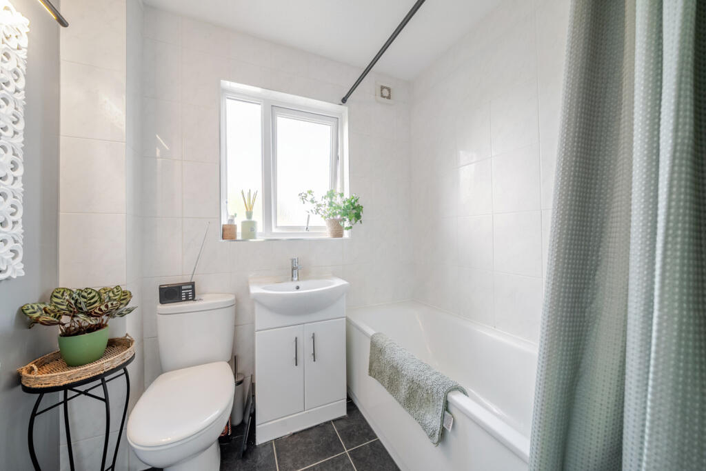 1296732-20-682e2a...