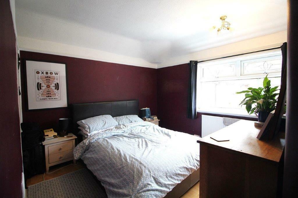 master bedroom 2v1.jpg