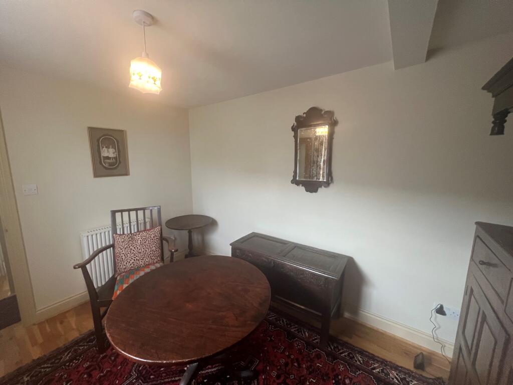 bedroom 4...