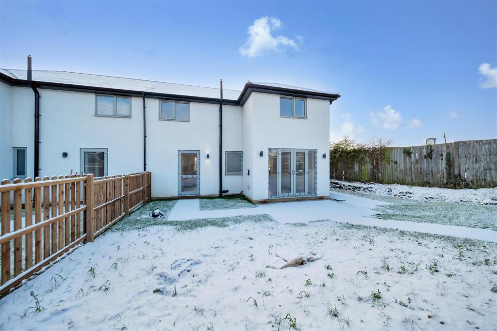 Little Green Cotttages-04.jpg