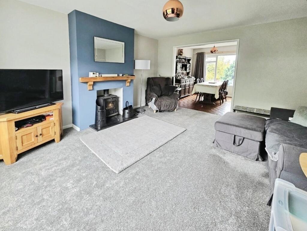 pbox-living_room-332491.JPG