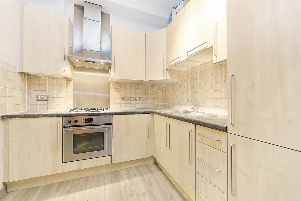 Kitchen_low