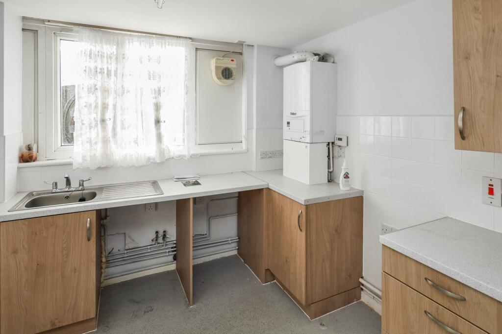 64 Barnes Wallis Court, Barnhill Road, Wembley HA9 9DW