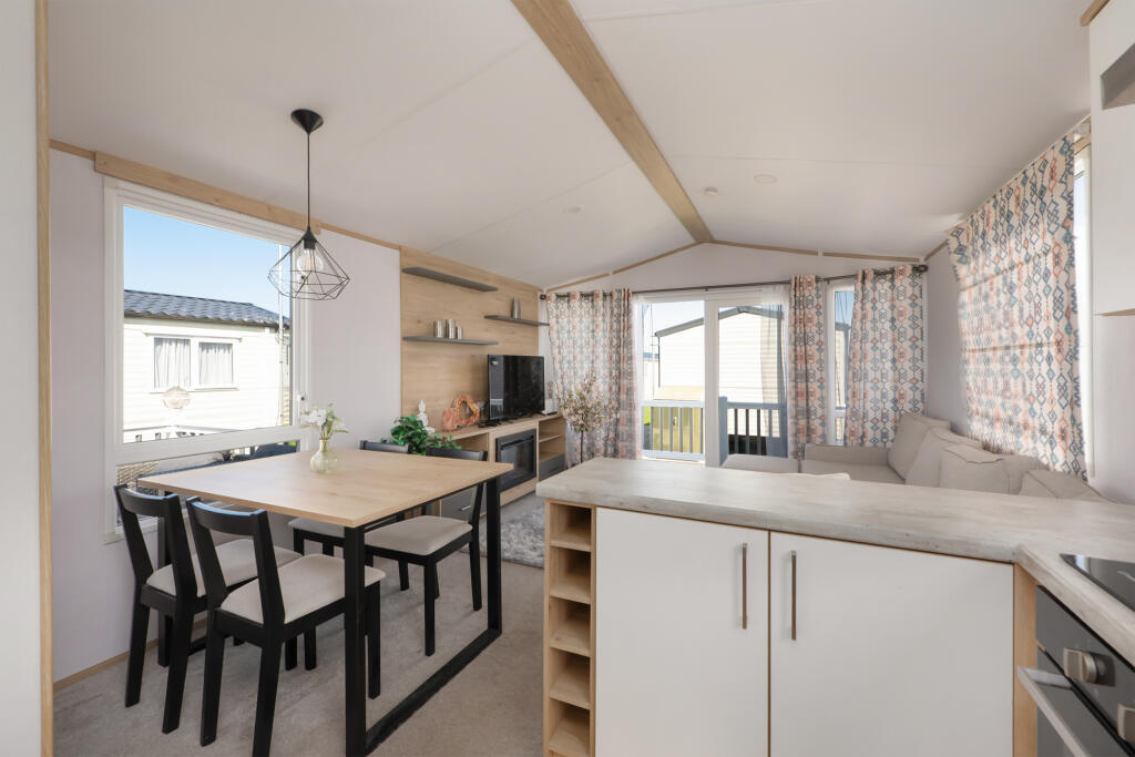 Open Plan Lounge/Diner/Kitchen