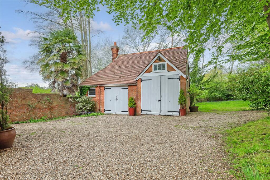 Outbuilding