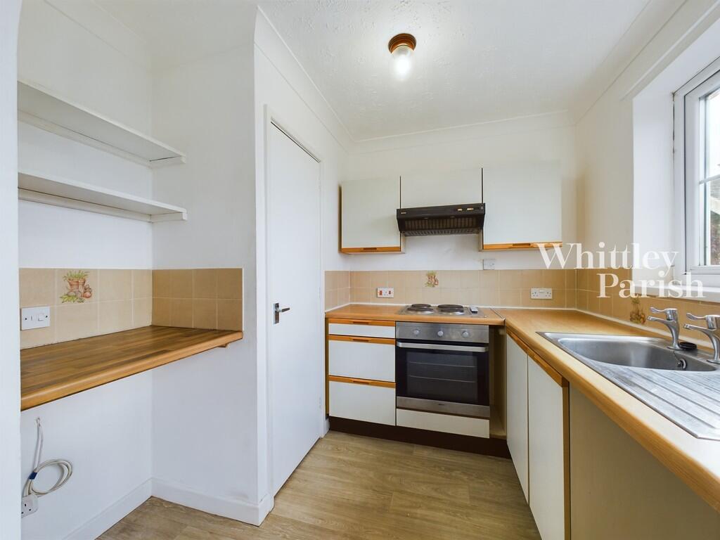 CAM01327G0-PR0104...