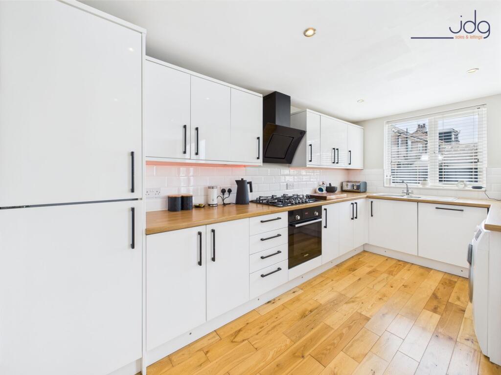 Spacious Kitchen Diner