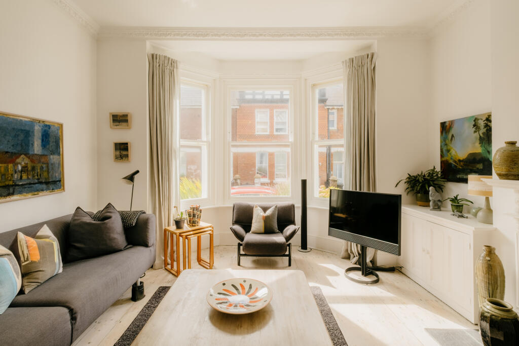 Croft-StLeonards-WestHillRoad-Interior-24