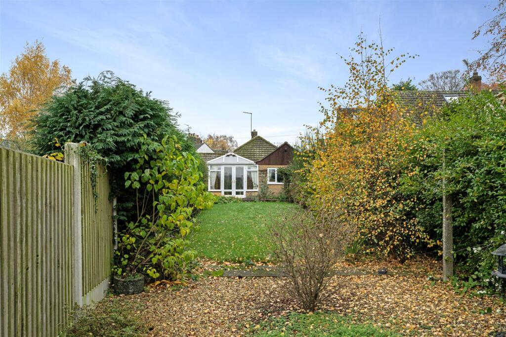 Meadow Way5 (1).jpg