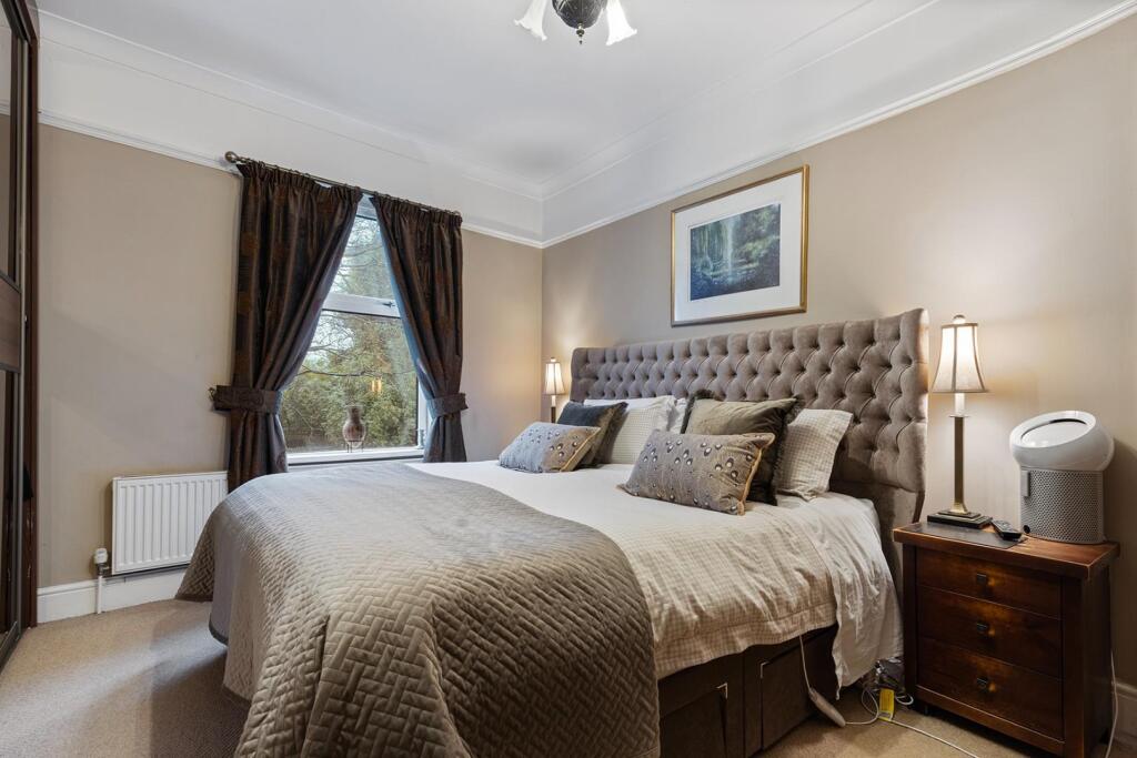 29 Victoria Crescent, Barnsley 25_297.jpg