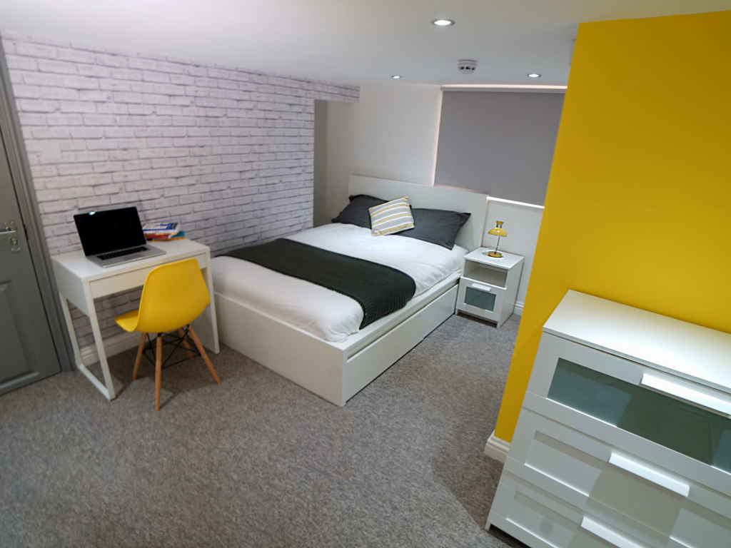 ROOM 1.png