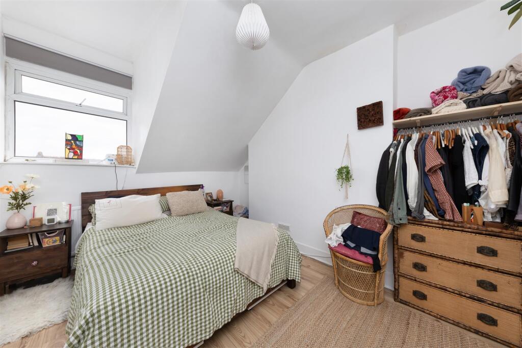 Flat 4.jpg