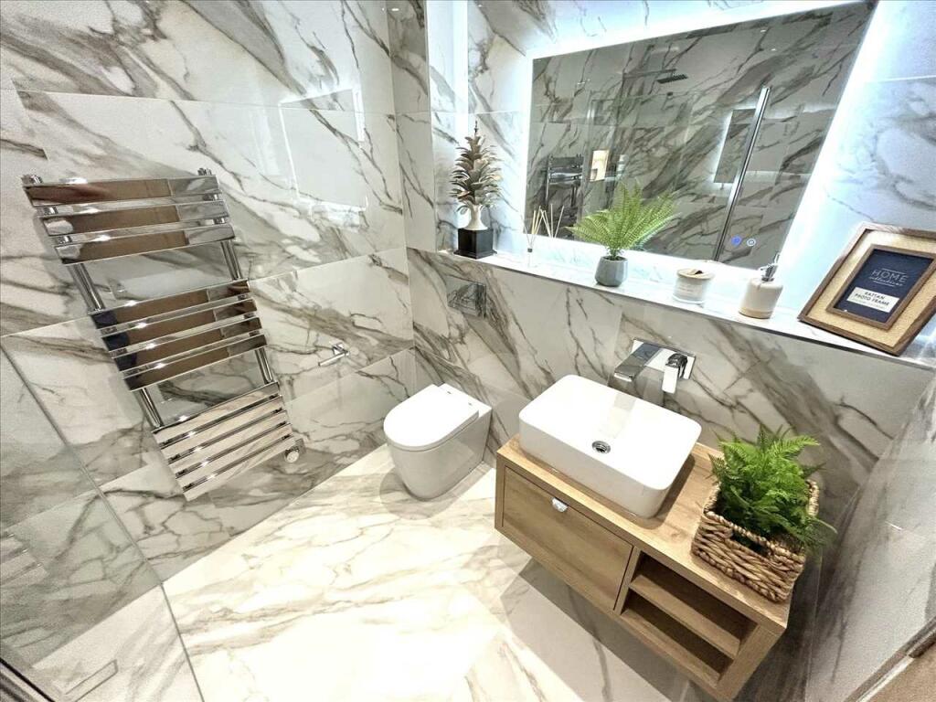 En-Suite One
