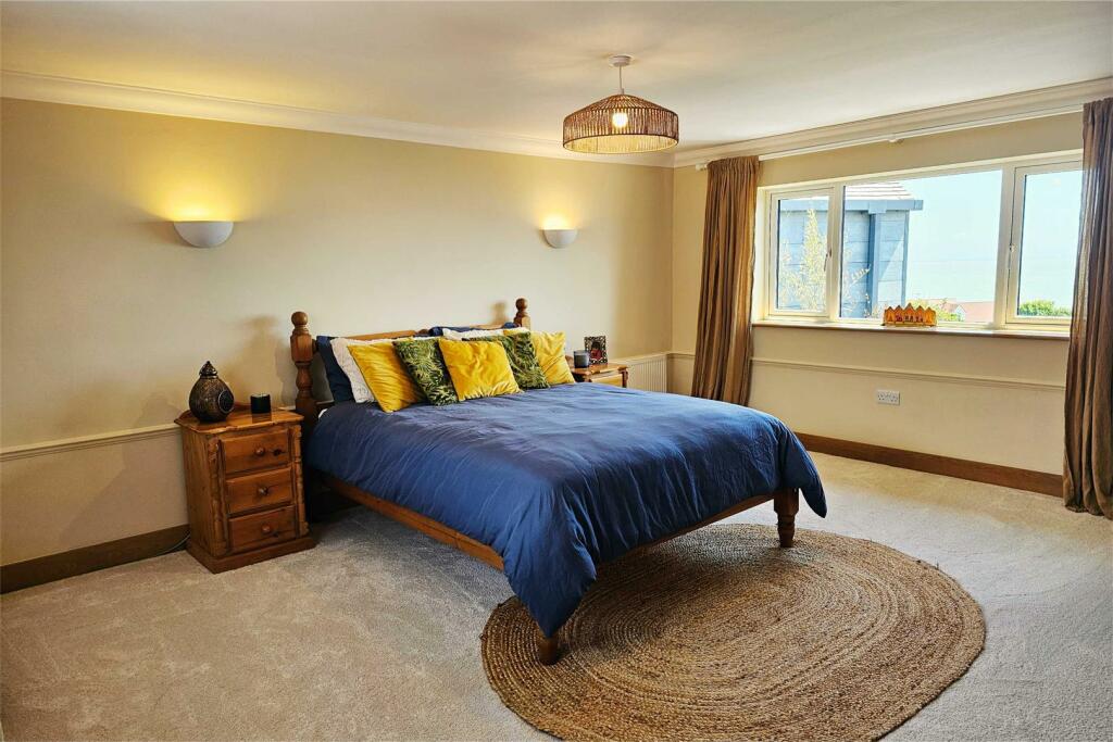 11. Bedroom 2.jpg