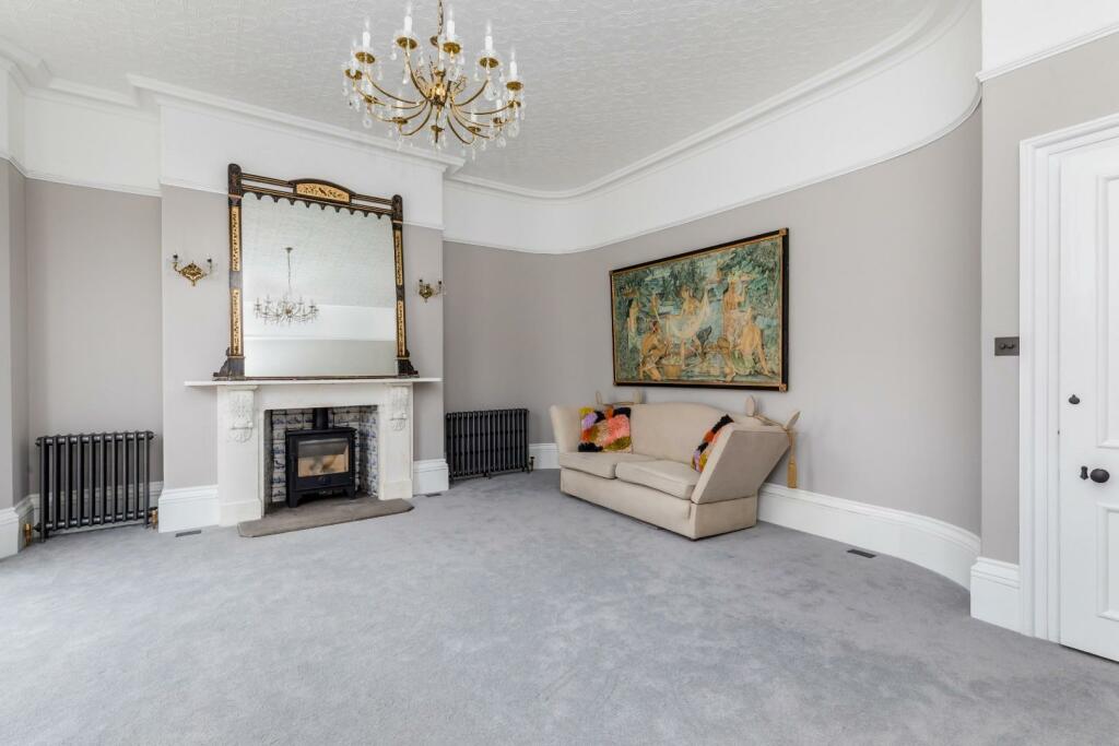 Lansdowne Place, 27, Upper Maisonette-7.JPG