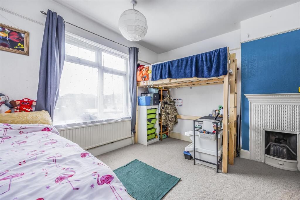 12 Cosham Park Avenue, Cosham-PorticoMarketing-Sol