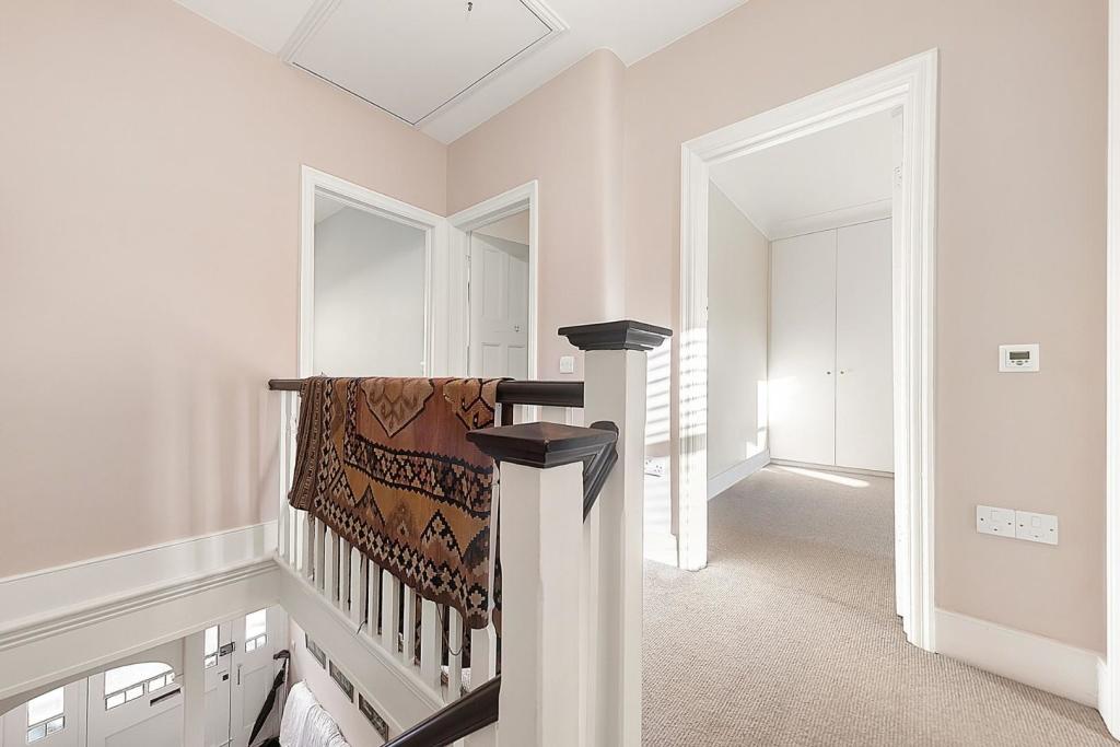 Hallway.jpg