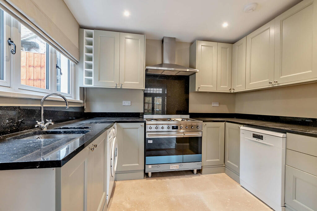 8637882-Kitchen