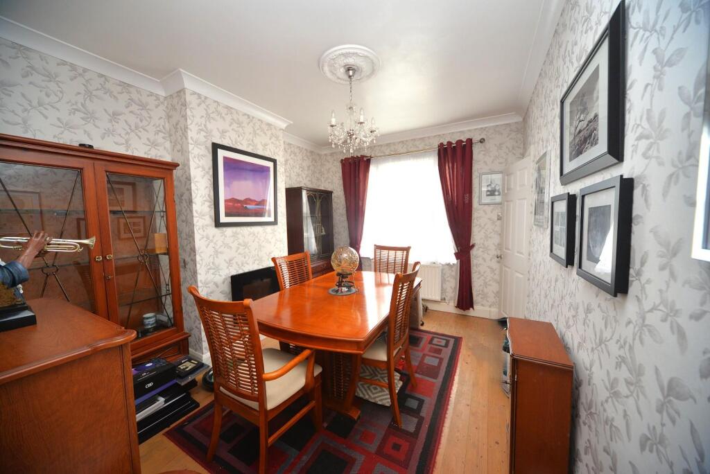 Dining Room.JPG