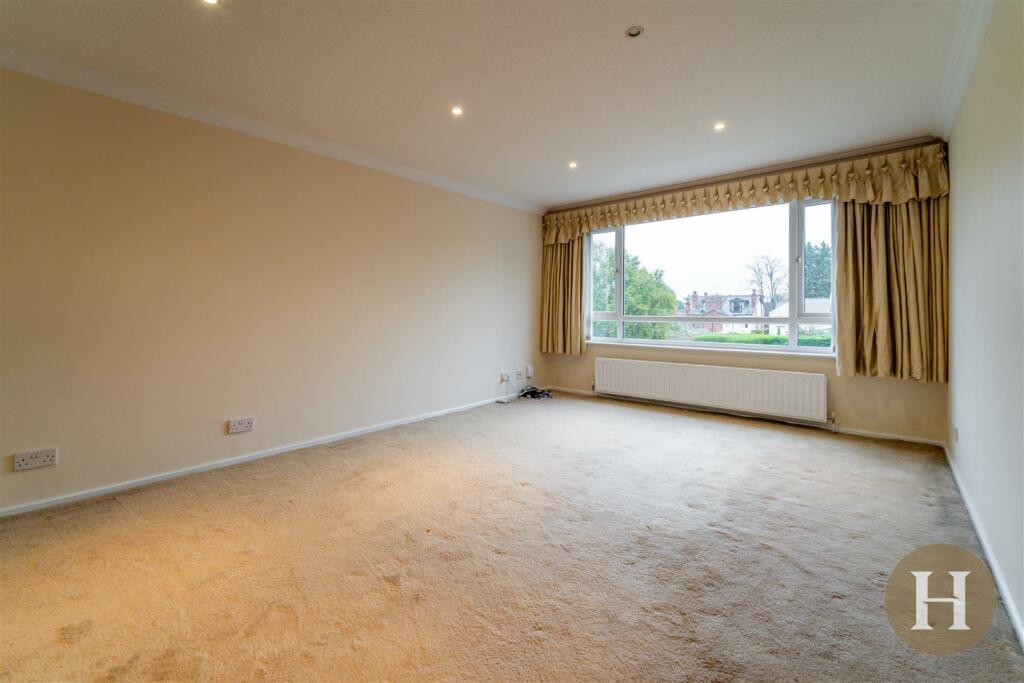 Hadleigh Estate Agents-2.jpg