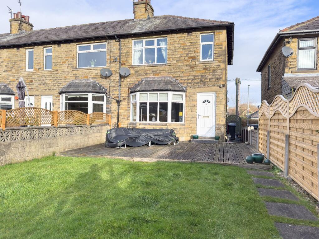 Rear garden/seating area
