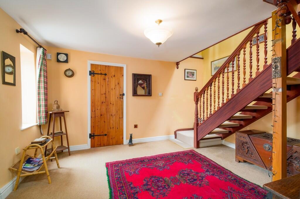 Market Farm Barn-...