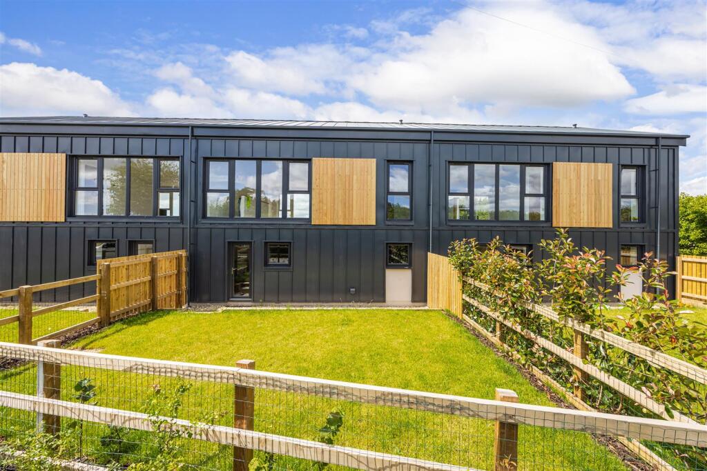 Apple Orchard Staverton-32.jpg