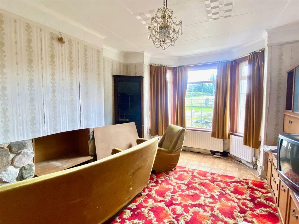 Sitting Room.jpg