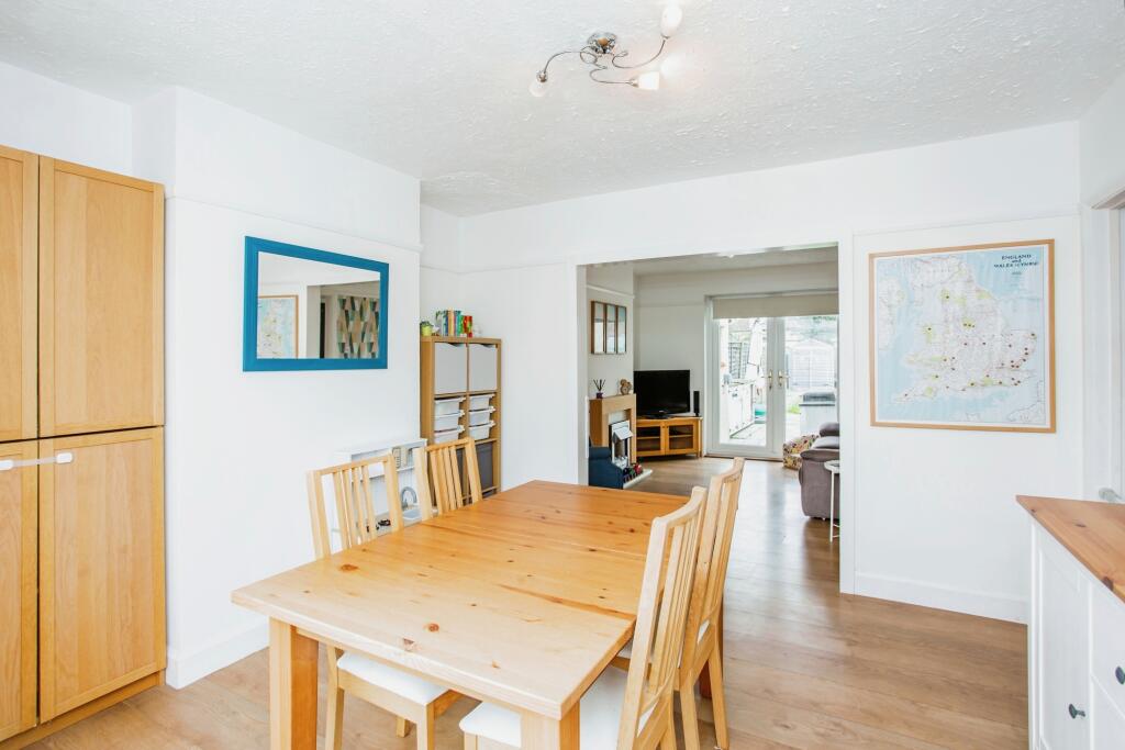 Dining &amp; Reception