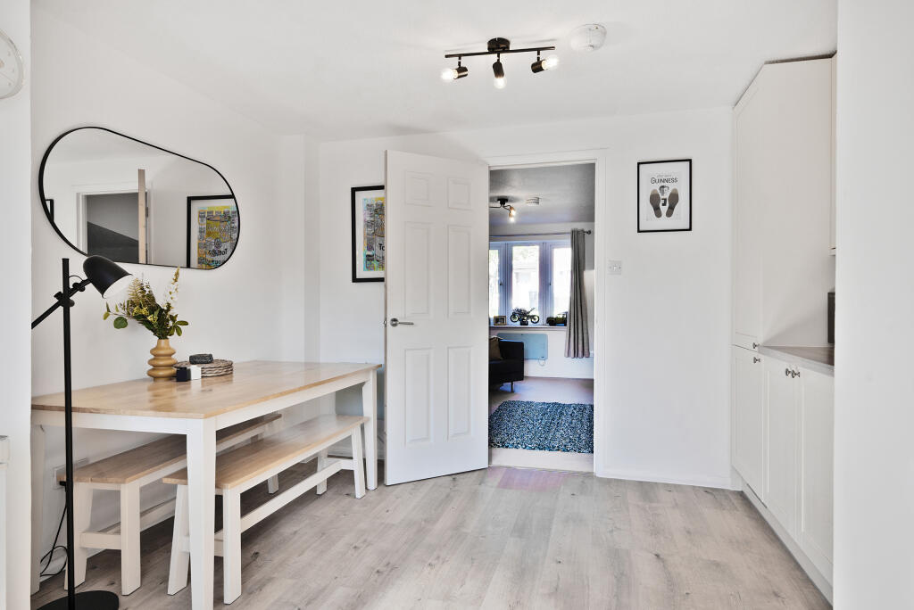 Kitchen / Breakfast Room