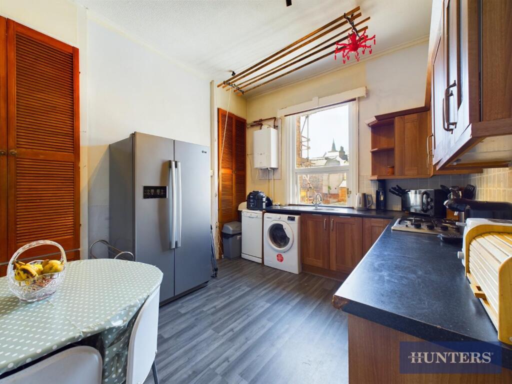 CAM03407G0-PR0228-STILL014.jpg