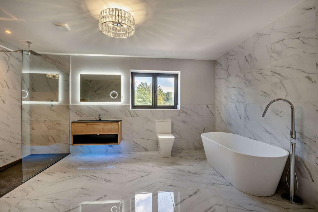 Family bathroom