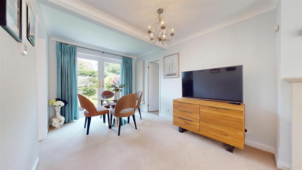 Central Drive Reception Room