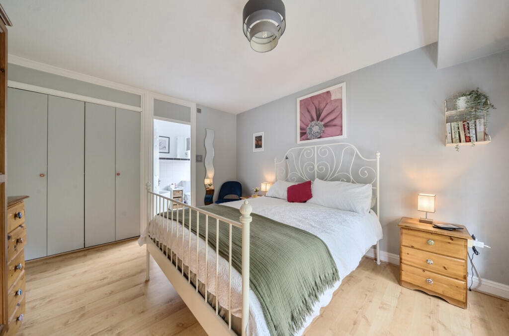 1301832-4-6840466...