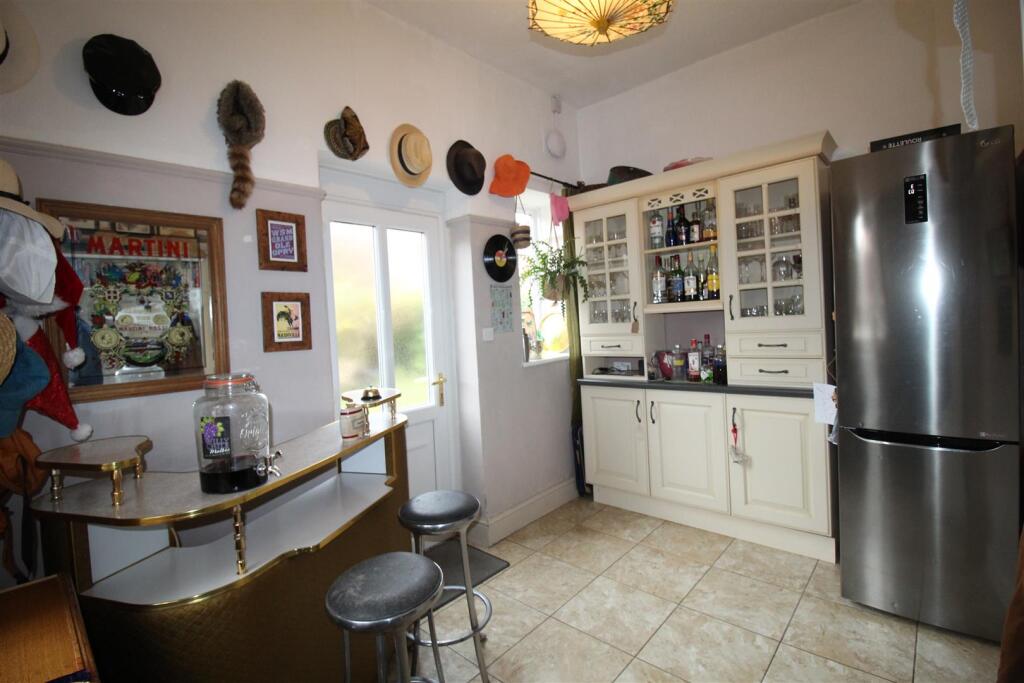 Park Road 74, Sun Room.JPG