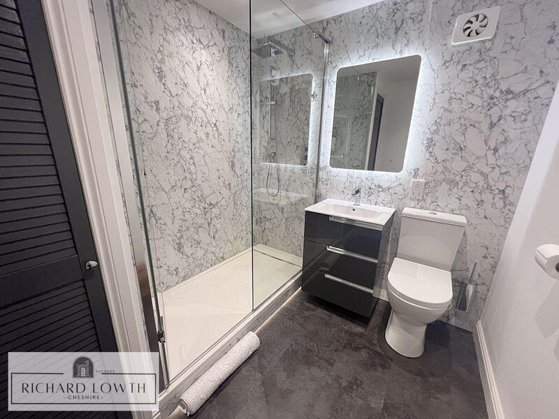 Shower Room/WC