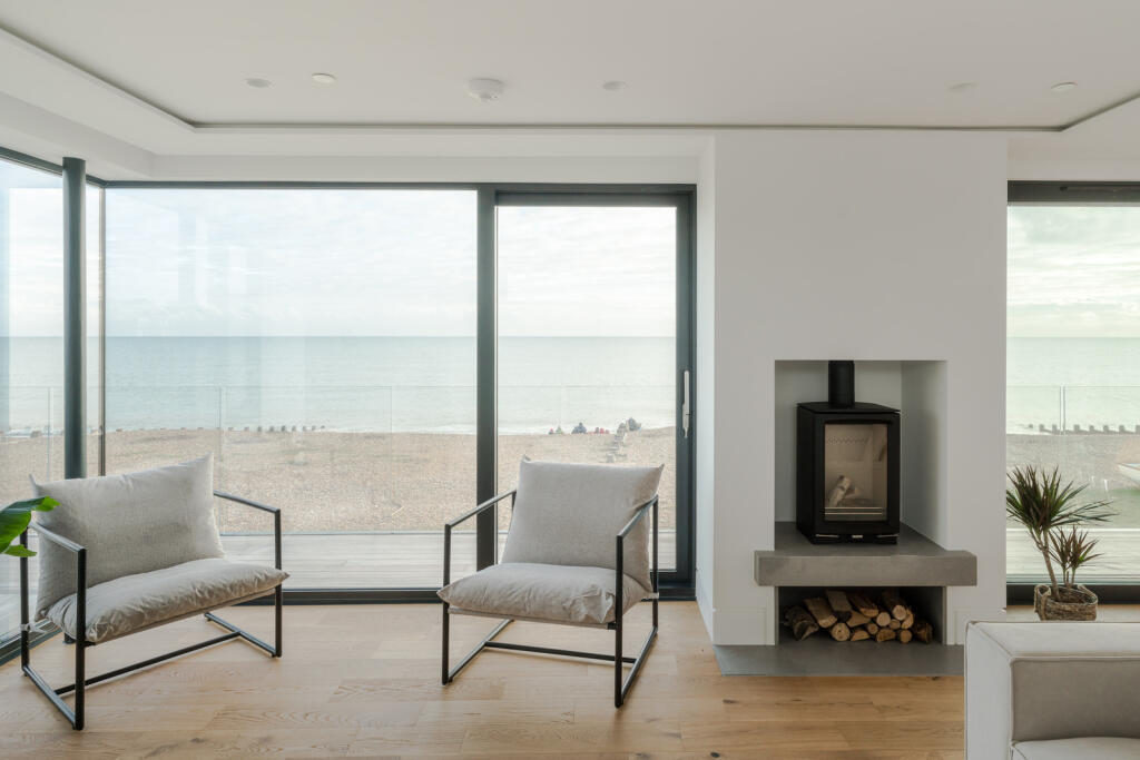 245775 - Beach End-53.jpg