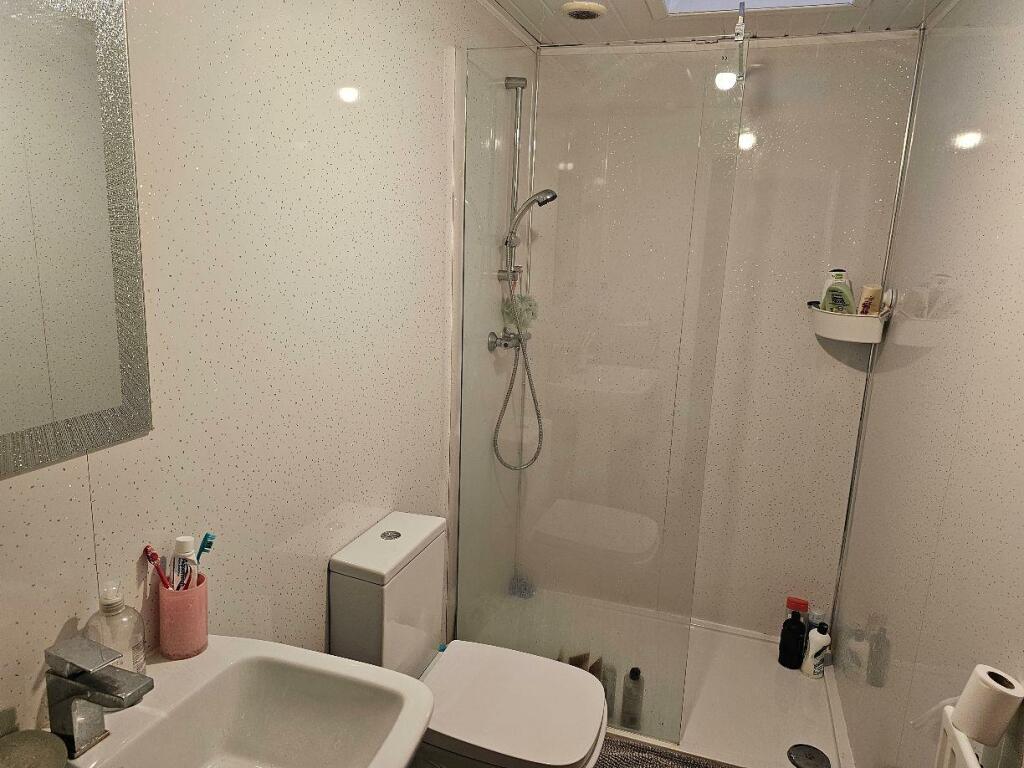 shower room.jpg