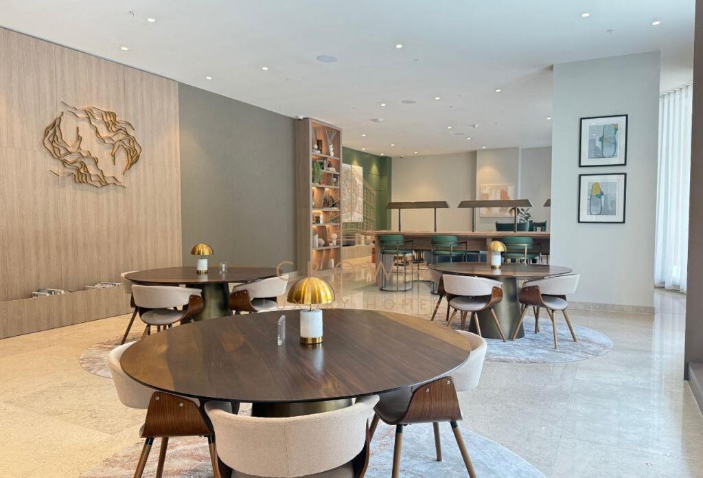 Triptych Place, 00204.jpg