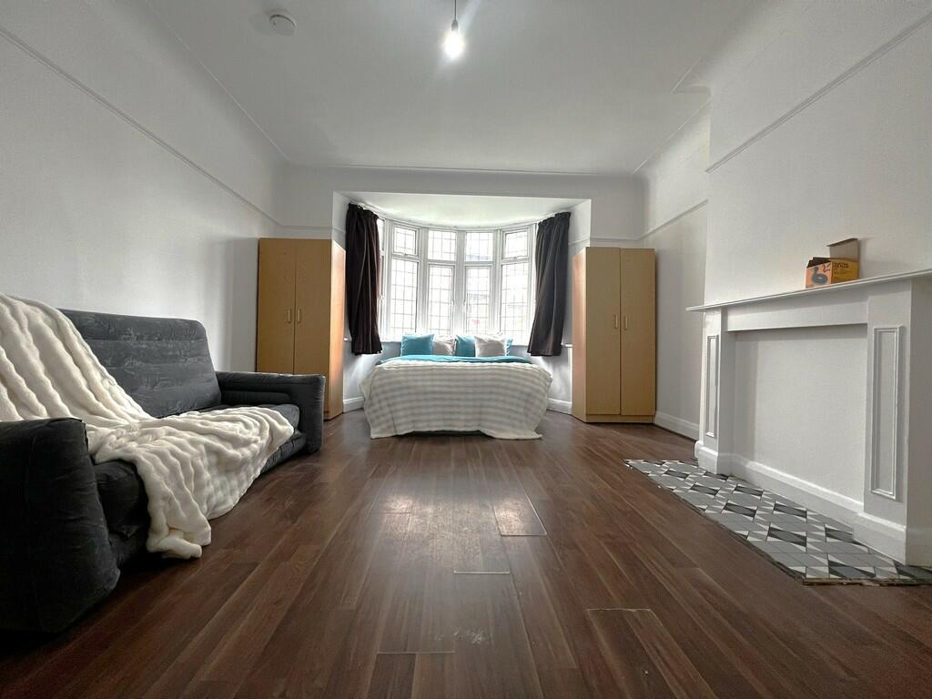 WhatsApp Image 20...