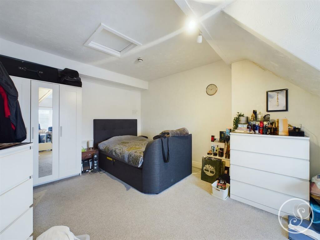 Bed 1