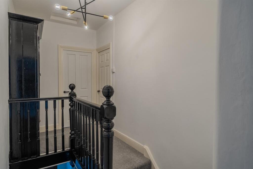 39 Stafford Road-18.jpg