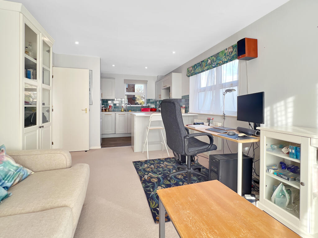 ac53e920dfd733bcbaa3e7d7106ff6adbdf77f80